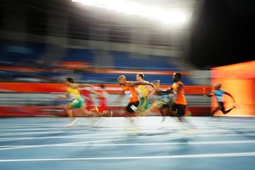 Athletes in action in the heats of the men's 4x100m at the IAAF/BTC World Relays Bahamas 2017 (Getty Images)