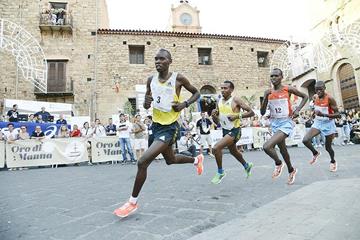 Wilson Kiprop on his way to victory at the 2013 Giro Podistico di Castelbuono (Organisers)