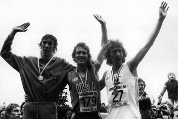 1980 World Cross Country Championships podium: winner Craig Virgin of the US (c), silver medallist Hans-Juergen Orthmann of Germany (l) and bronze medallist Nick Rose (r) of England (Getty Images)