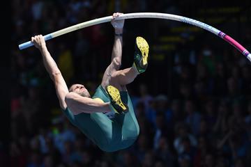 Renaud Lavillenie at the 2016 IAAF Diamond League meeting in Eugene (Kirby Lee)