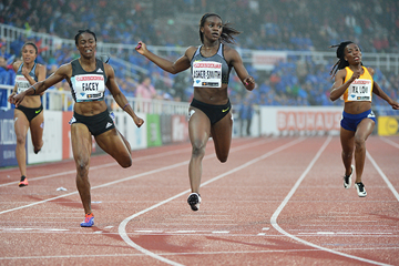 Dina Asher-Smith wins the 200m at the IAAF Diamond League meeting in Stockholm (Hasse Sjogren)