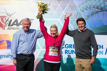 Bupa Great North Run founder Brendan Foster, one millionth finisher Tracy Cramond and IAAF vice president Sebastian Coe (Organisers)