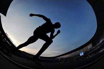 Action from the start of the 400m (Getty Images)