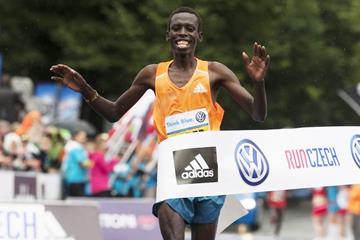 Patrick Terer wins in Prague (Volkswagen Prague Marathon)