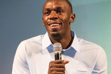 Usain Bolt talks to the press after winning the 2013 IAAF World Athlete of the Year award (Philippe Fitte)