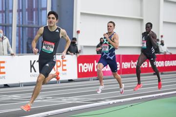 Bryce Hoppel en route to his 1000m win at the New Balance Indoor Grand Prix (Victah Sailer)