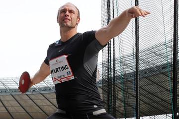 Robert Harting extends his winning streak in Berlin (Gladys Chai van der Laage)