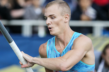 Sam Kendricks in the pole vault at the IAAF Diamond League meeting in Paris (Jean-Pierre Durand)