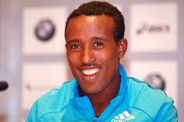 Tsegaye Mekonnen at the press conference ahead of the Frankfurt Marathon (Victah Sailer)