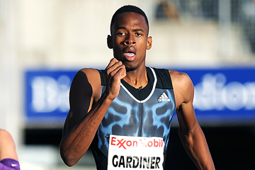 Steven Gardiner of The Bahamas in action in the 400m (Mark Shearman)