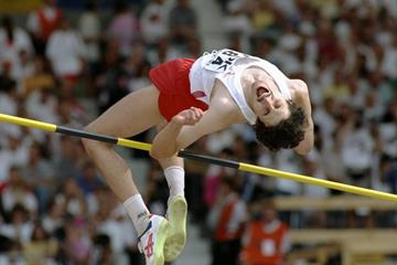 Artur Partyka at the 1993 IAAF World Championships (Getty Images)