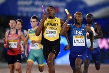Jamaica's Javon Francis and USA's Josephus Lyles in the men's 4x400m at the IAAF World Relays Yokohama 2019 (Getty Images)