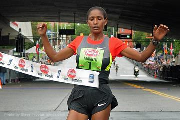 Mamitu Daska takes another 5km victory in Albany (Steve Jacobs sjpics.com)