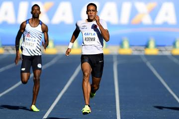 Aldemir Gomes da Silva wins the 200m at the Brazilian Championships (Wagner Carmo/CBAt)