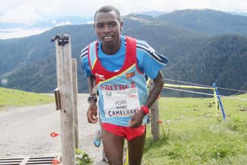 Pedro Mamo of Eritrea on his way to victory at the WMRA Grand Prix in Saalfelden (Photo ST)