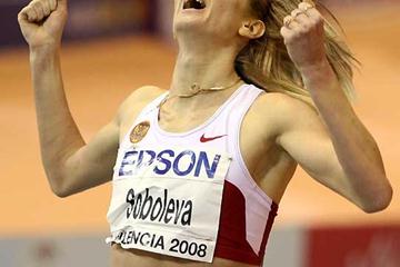 Yelena Soboleva of Russia wins the 1500m in a World indoor record (AFP / Getty Images)