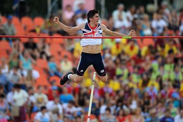 Harry Coppell in the boys Pole Vault at the IAAF World Youth Championships 2013 (Getty Images)