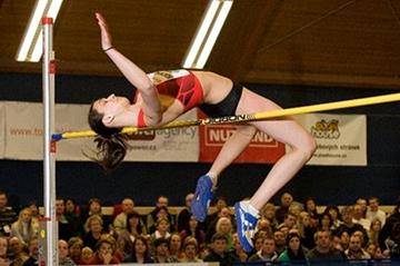 Russia's Mariya Kuchina wins the high jump (Lukas Szlaur)