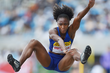 Tianna Bartoletta at the 2016 IAAF World Challenge meeting in Kawasaki (Getty Images)