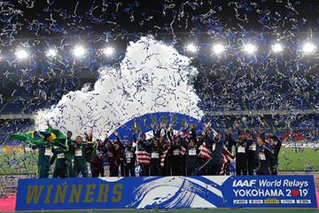 Athletes in the winners parade at the IAAF World Relays Yokohama 2019 (Roger Sedres)