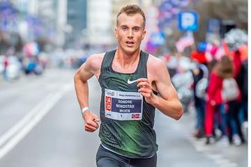Sondre Nordstad Moen en route to victory at the Gdynia Half Marathon (Organisers)