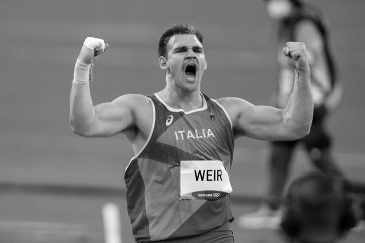 Zane Weir ()