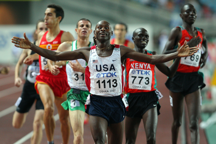 Bernard Lagat wins his second gold at the 2007 World Championships ()