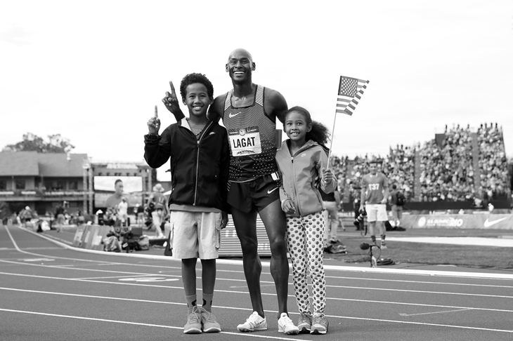 Bernard Lagat and his children at the 2016 Olympic Trials (Getty Images)